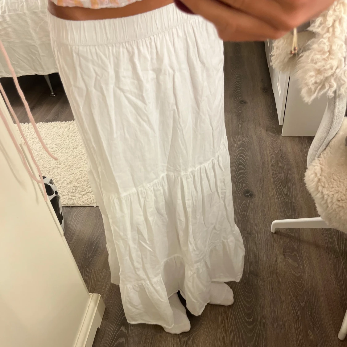 Vit långkjol från Lindex