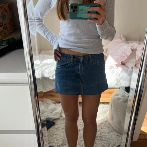 Lågmidjad jeanskjol  - Lågmidjad jeanskjol, passar Xs-S❤️