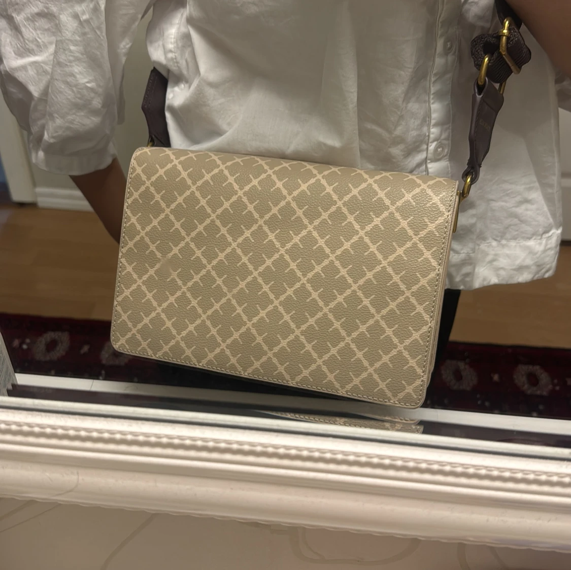 Beige axelväska från Malene birger