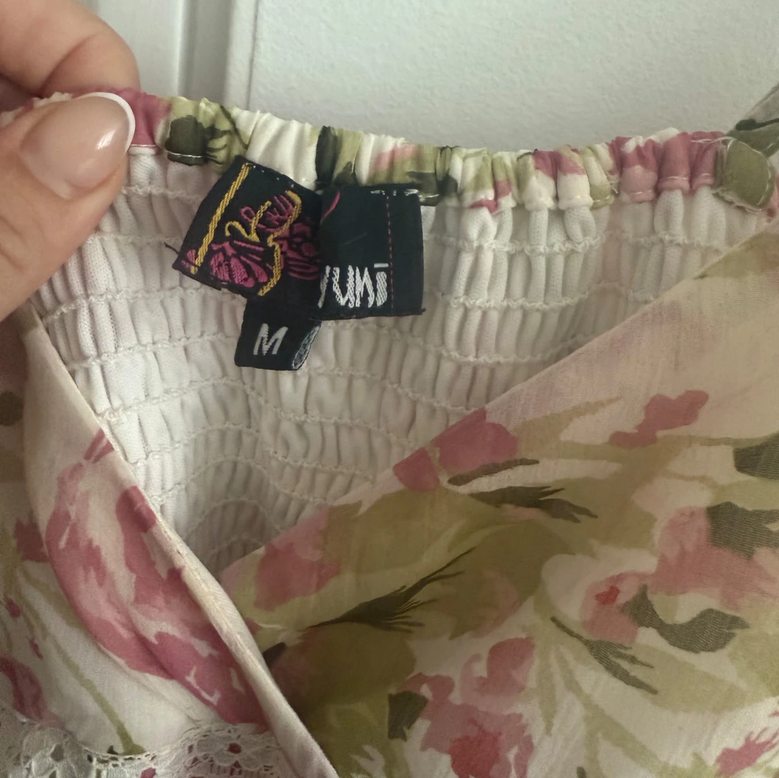 Blommig långklänning  - 4