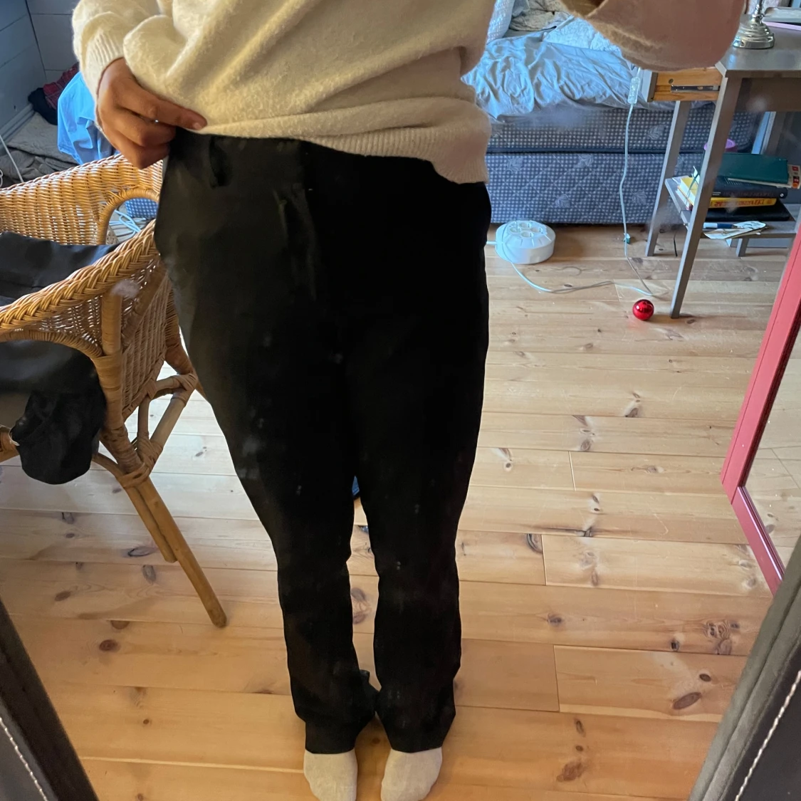 Svarta kostymbyxor med bootcut - 3