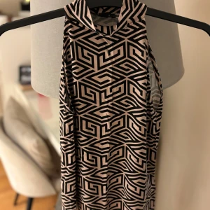 Topp - En fin topp från New Yorker! 🩷Storlek S 🌸