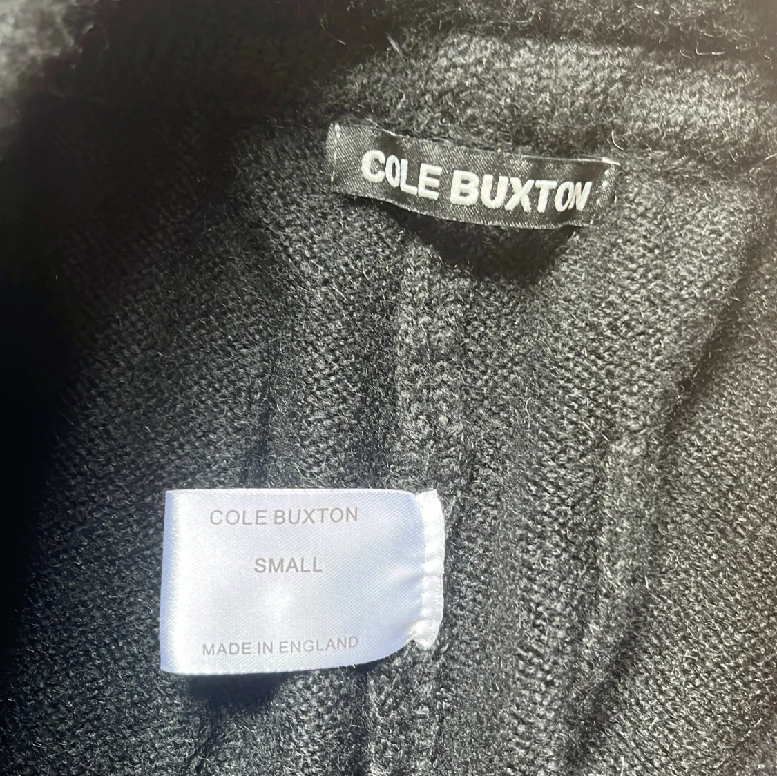 Svarta stickade shorts från Cole Buxton - 2