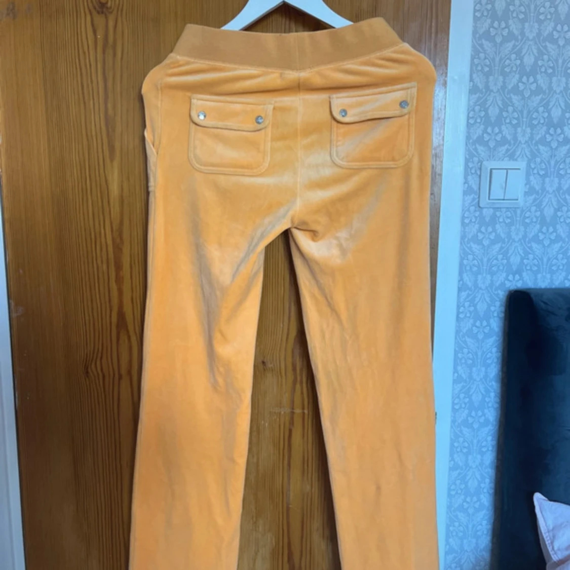 Juicy Couture mjukisbyxor XS orange - 1