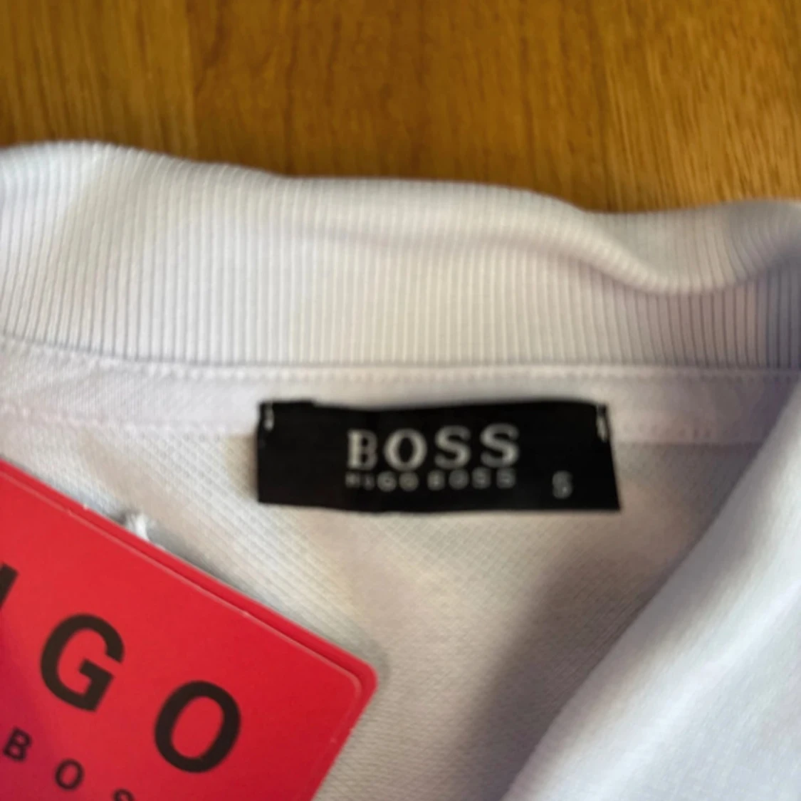 Vit pikétröja från Hugo Boss - 3