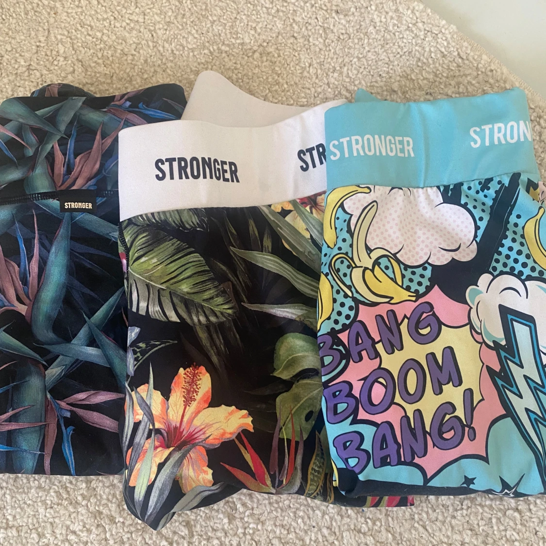 Färgglada tights från Stronger