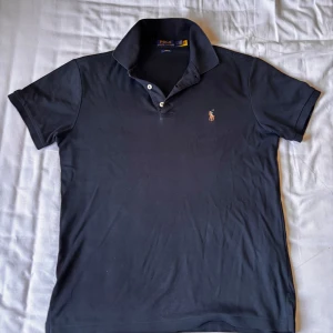 Polo ralph lauren pike tröja svart  - Storlek M lite skrynklig men inga skador. Material pima cotton