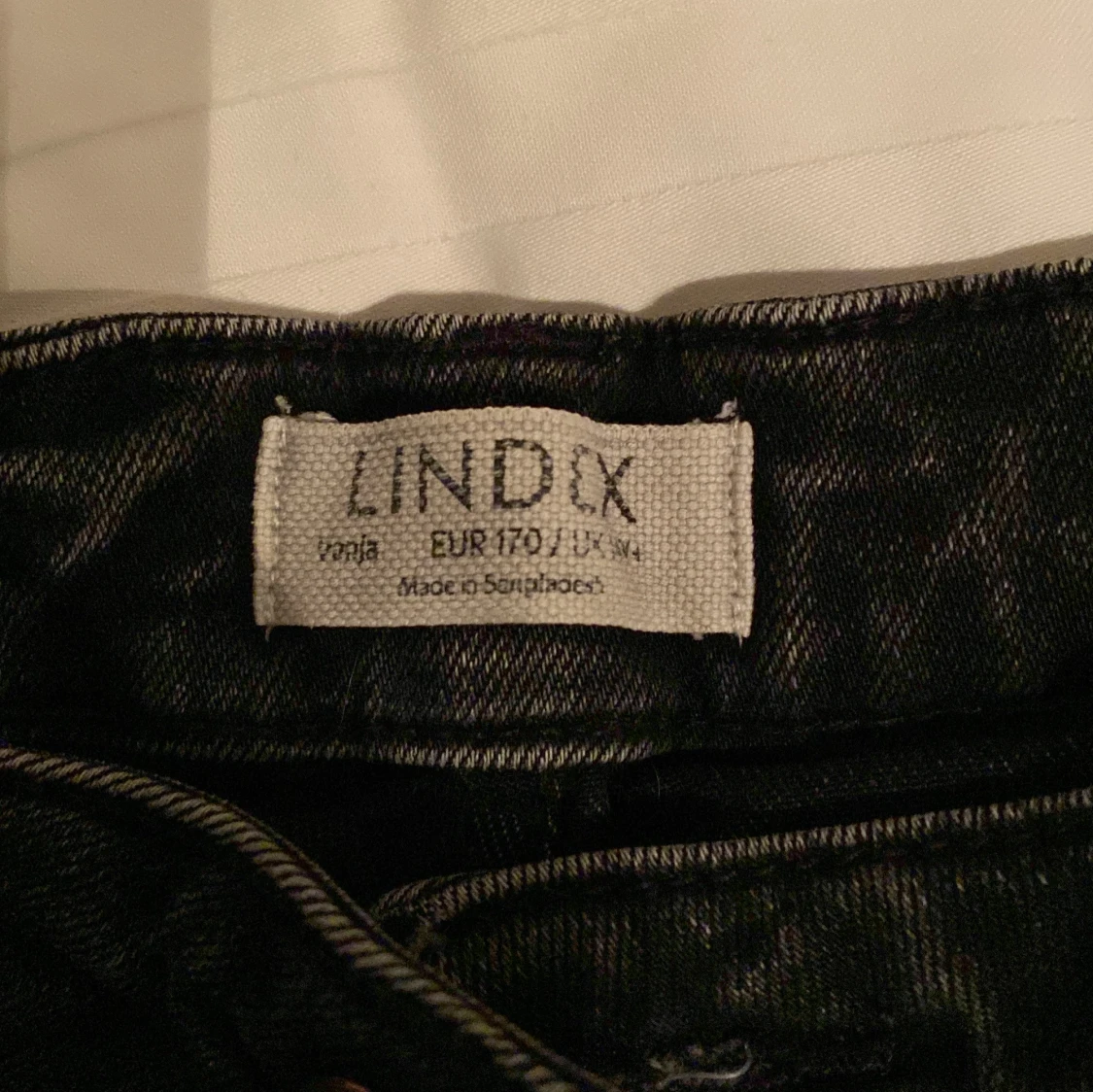 Svarta jeansbyxor från Lindex - 2
