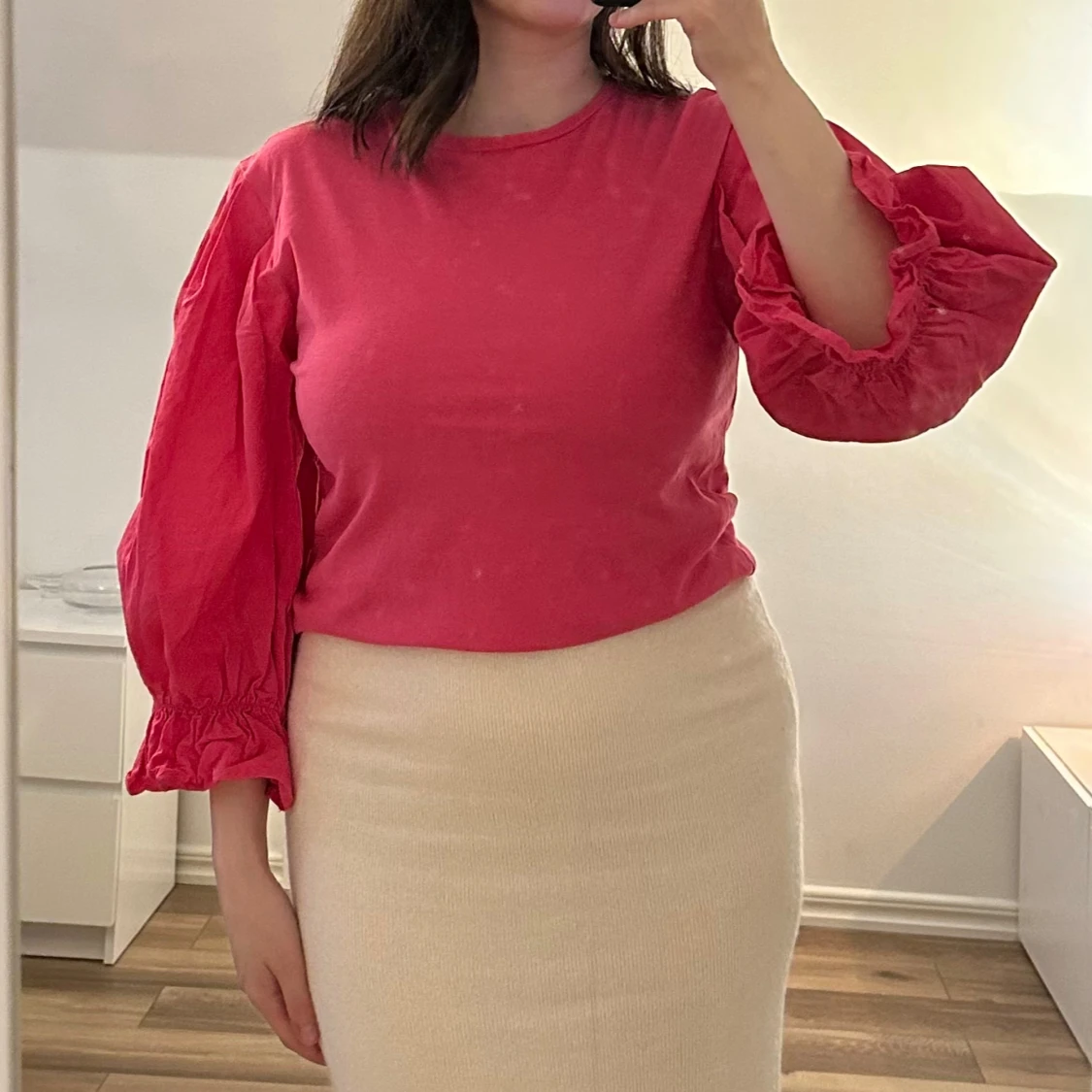 Rosa topp med puffärmar från NA-KD - 1