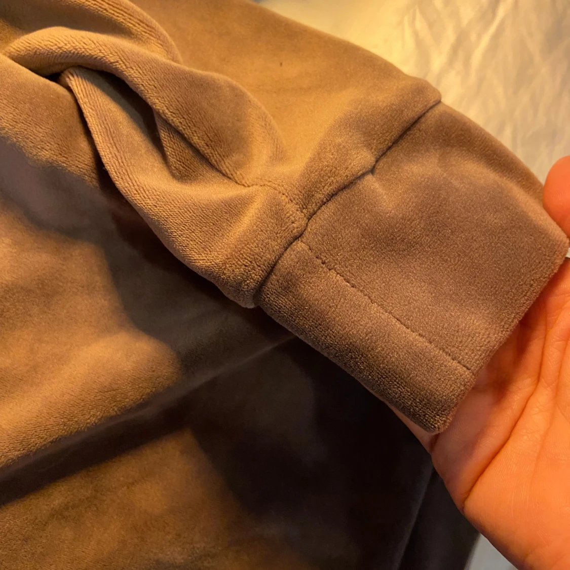 Mysig hoodie med dragkedja  - 3