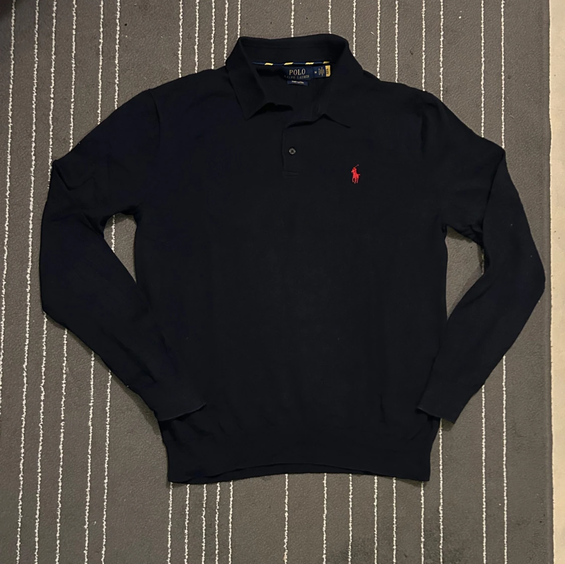 Mörkblå pikétröja från Polo Ralph Lauren