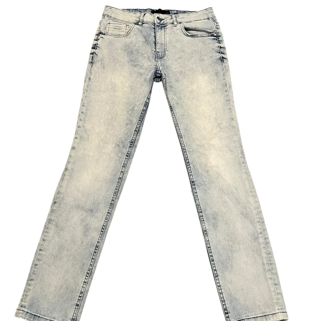 Ljusblå jeans
