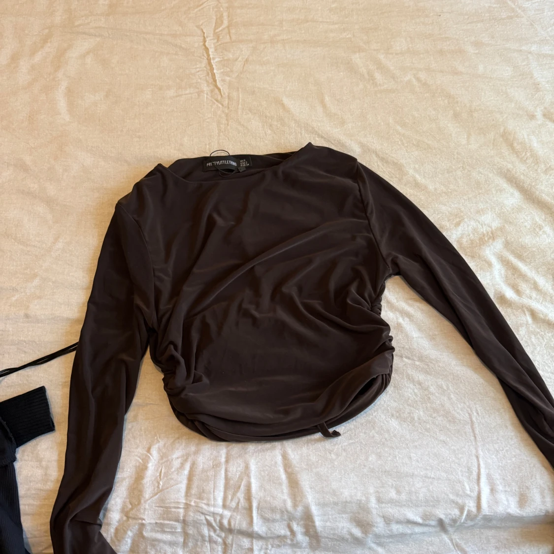 Brun ribbad ärmlös klänning - 4