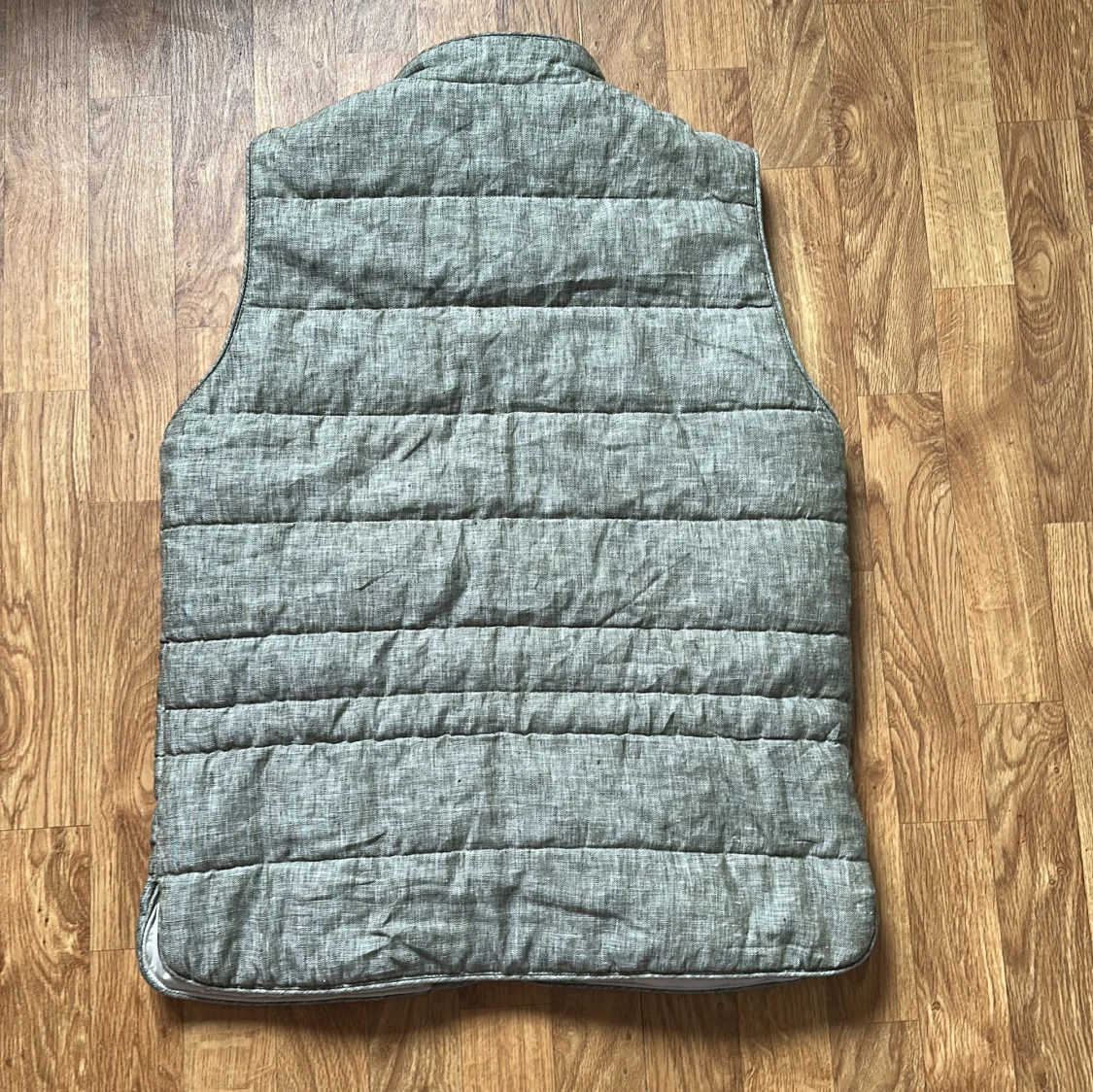 Grå grön quiltad väst från John Henric - 1