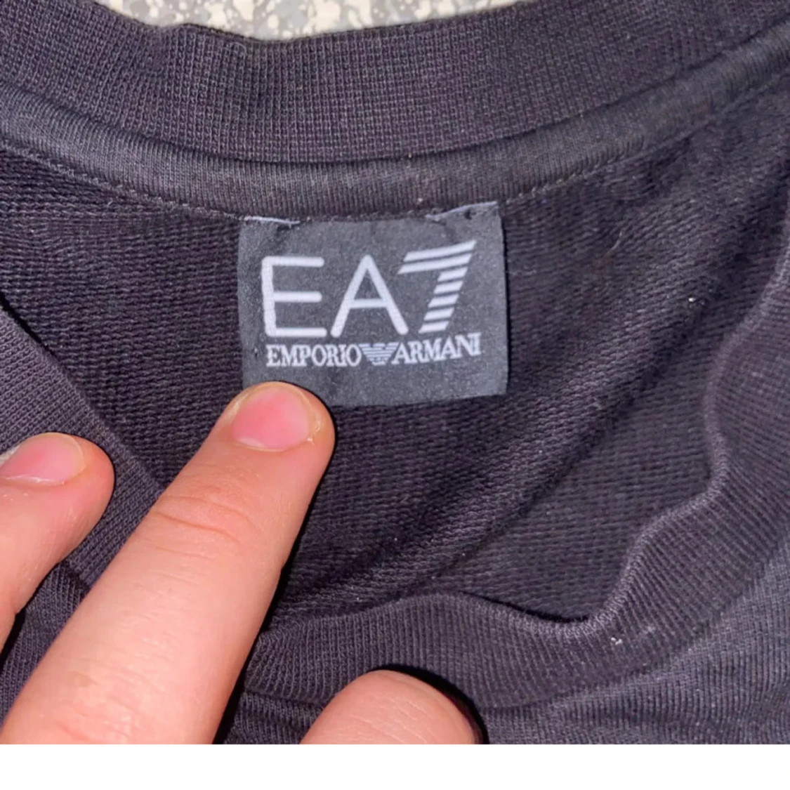 Svart långärmad tröja från EA7 Emporio Armani - 1