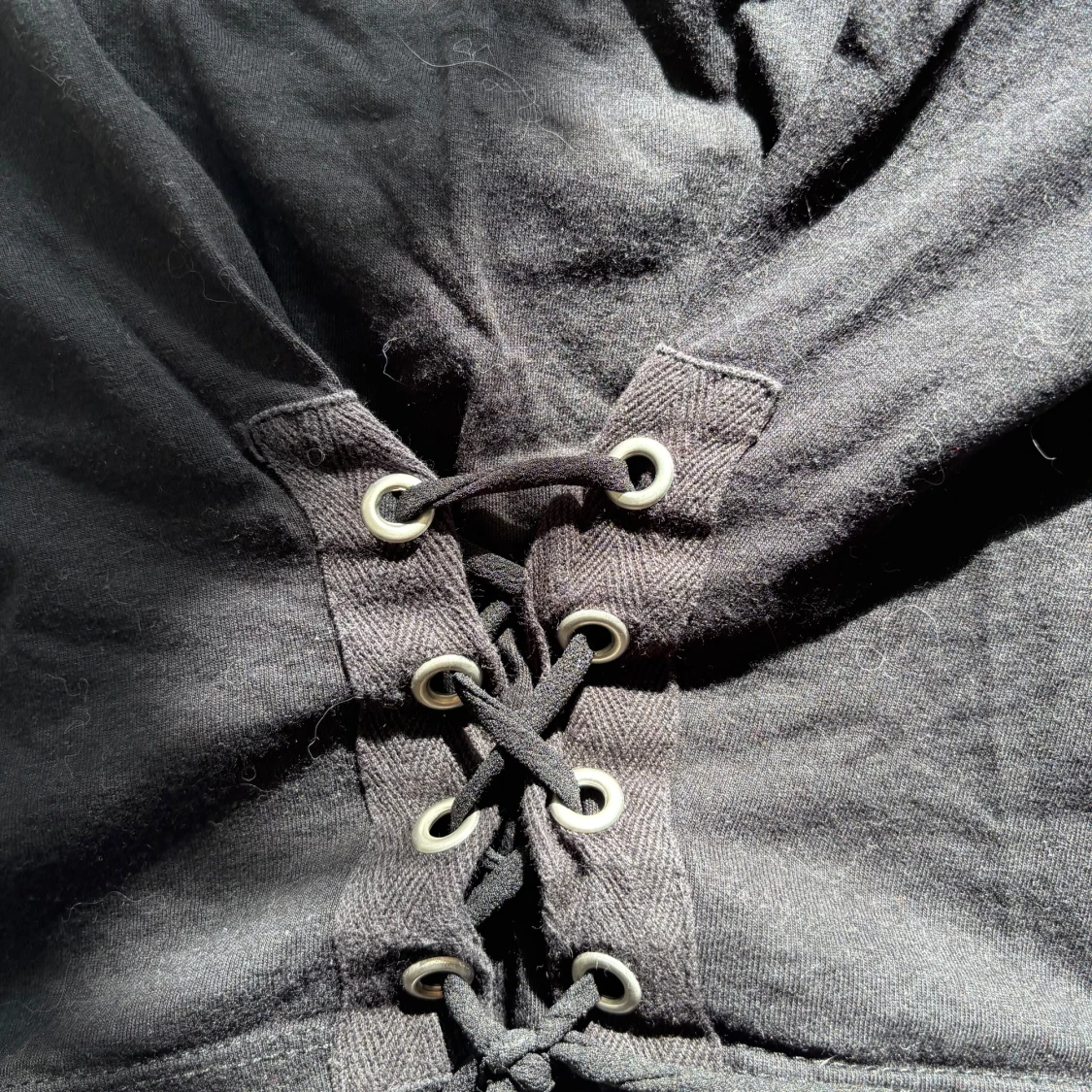 Svart croppad topp från Zara - 2