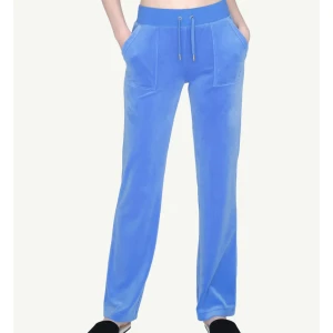 Juicy byxor - I strl xxs men passar även xs. Denna färgen säljs inte längre. I jättebra skick.