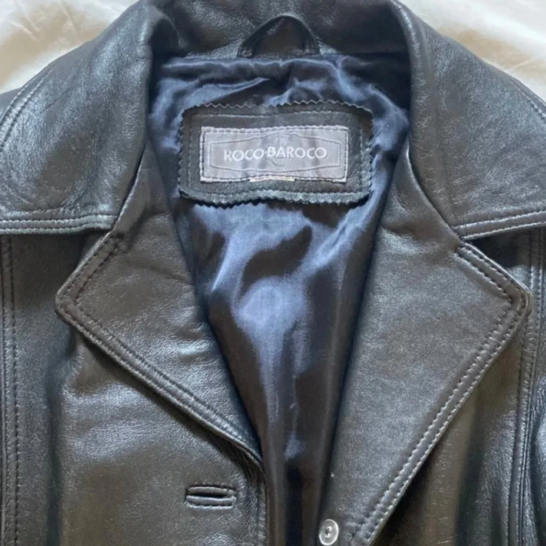 Svart skinnkappa från Roco Baroco - 1