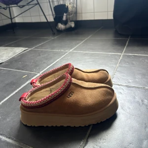 UGG tasman - Säljer dess super fina tasman uggs i fint skick☺️storlek 39
