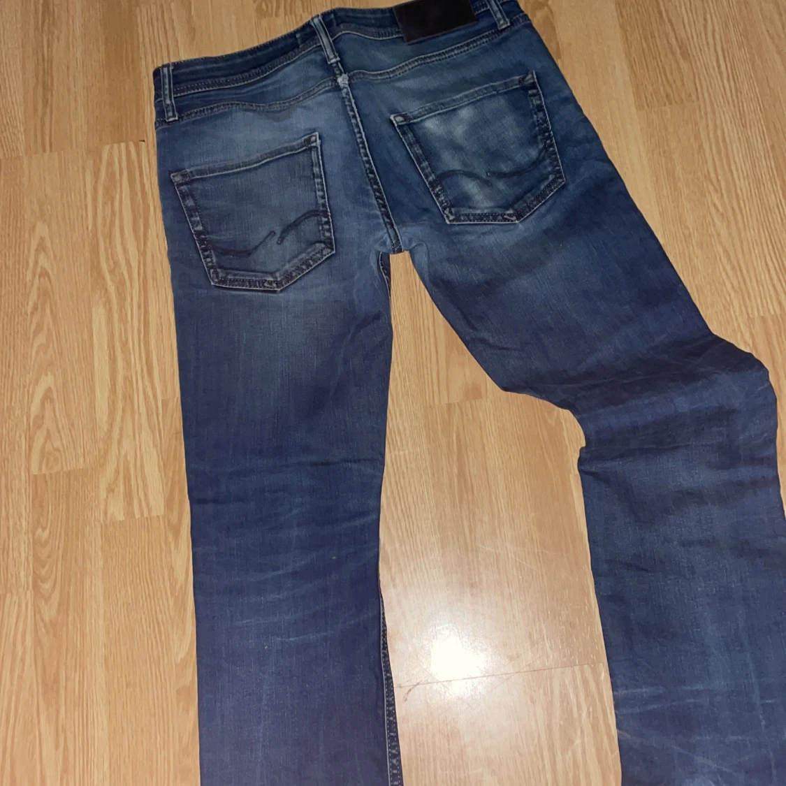 Blå jeans från Jack and Jones - 1