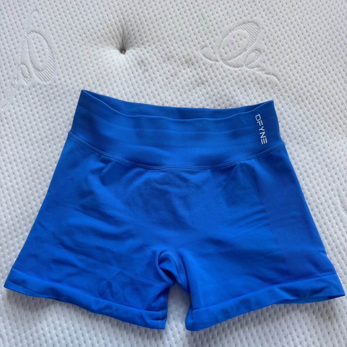DFYNE Dynamic shorts