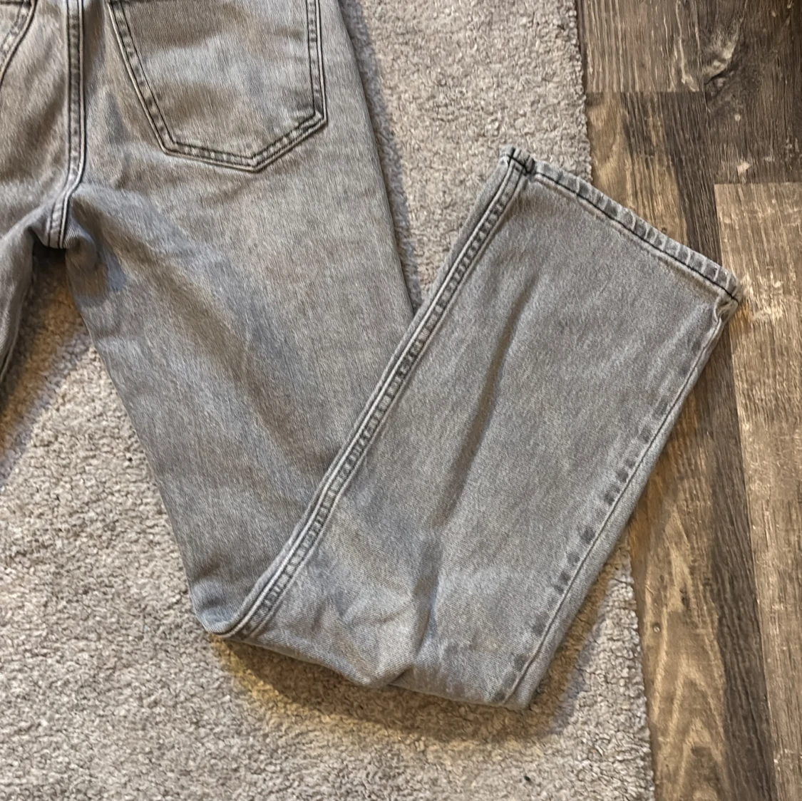 Grå bootcut jeans Gina tricot - 3