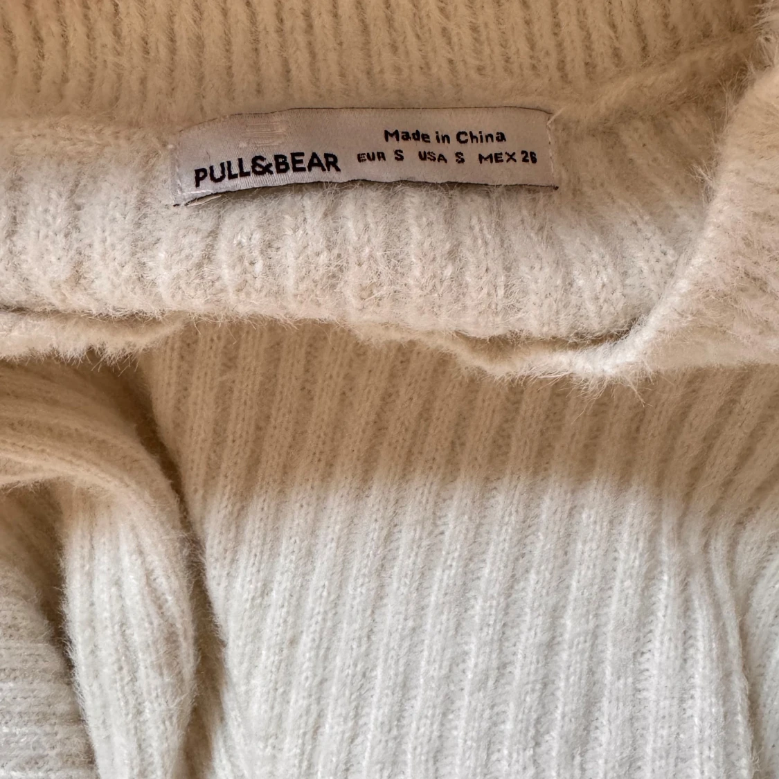 Vit stickad tröja från Pull&Bear - 3