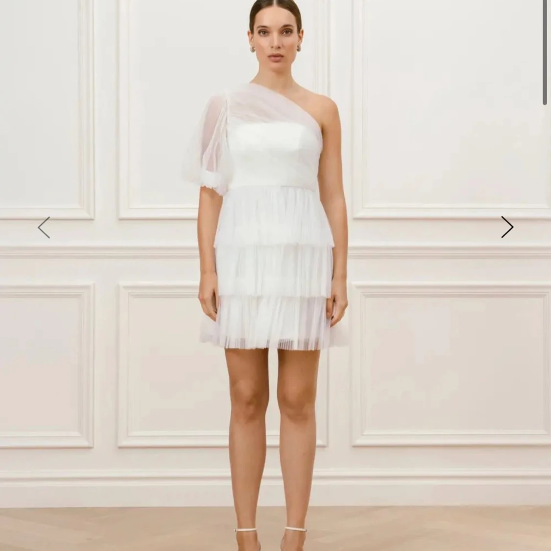 Vit By Malina Klänning - 1