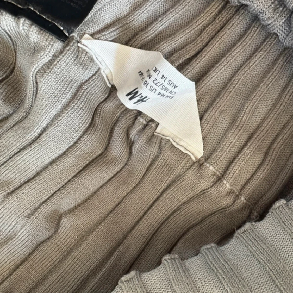 Ribbade vida byxor från H&M - 2