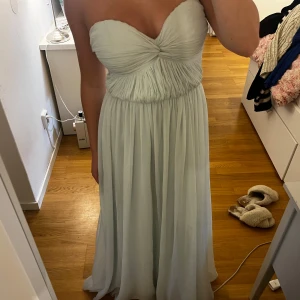 Långklänning - Grön underbar långklänning💚💚