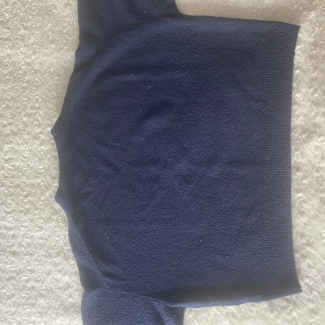 Mörkblå stickad tröja Weekday - 3