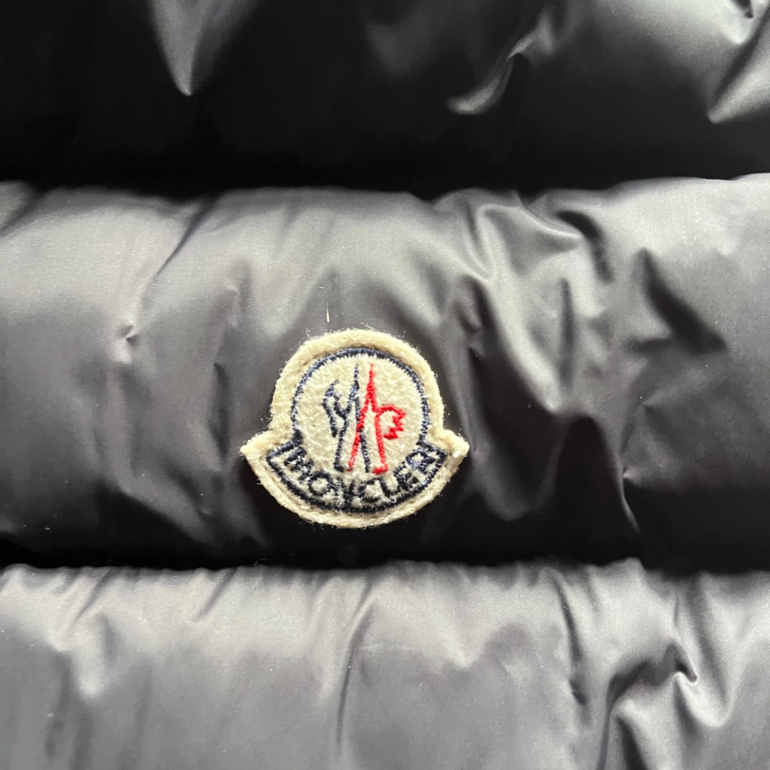 Svart dunväst från Moncler - 1