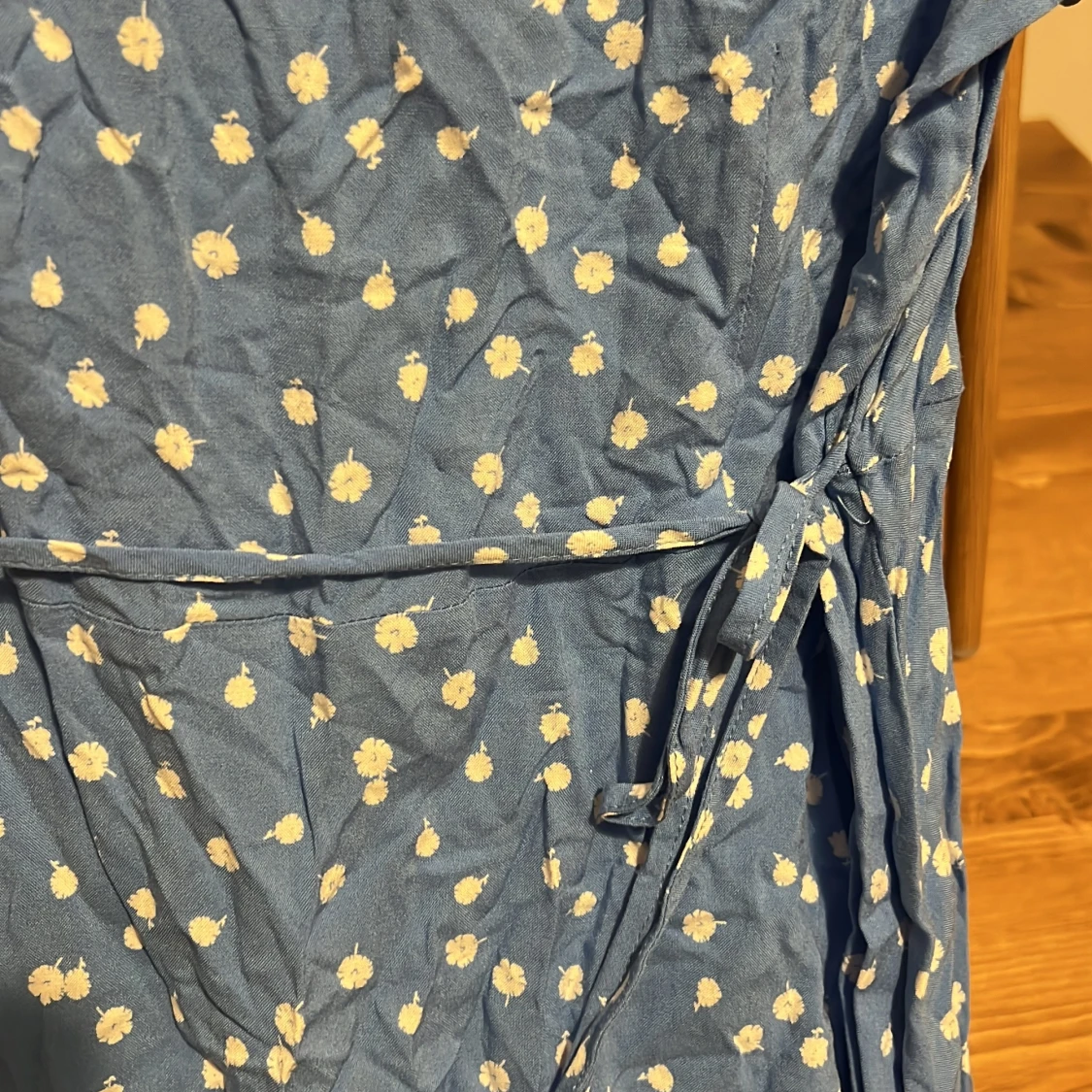 Blommig kortklänning - 3