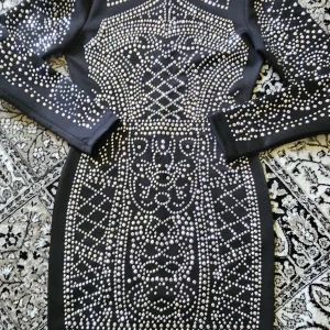 Klänning paket stl XS/S - Säljer super snygga klänningar i ett paket,  dom är använda enstaka gånger , är i väldigt bra skick , stl xs/s