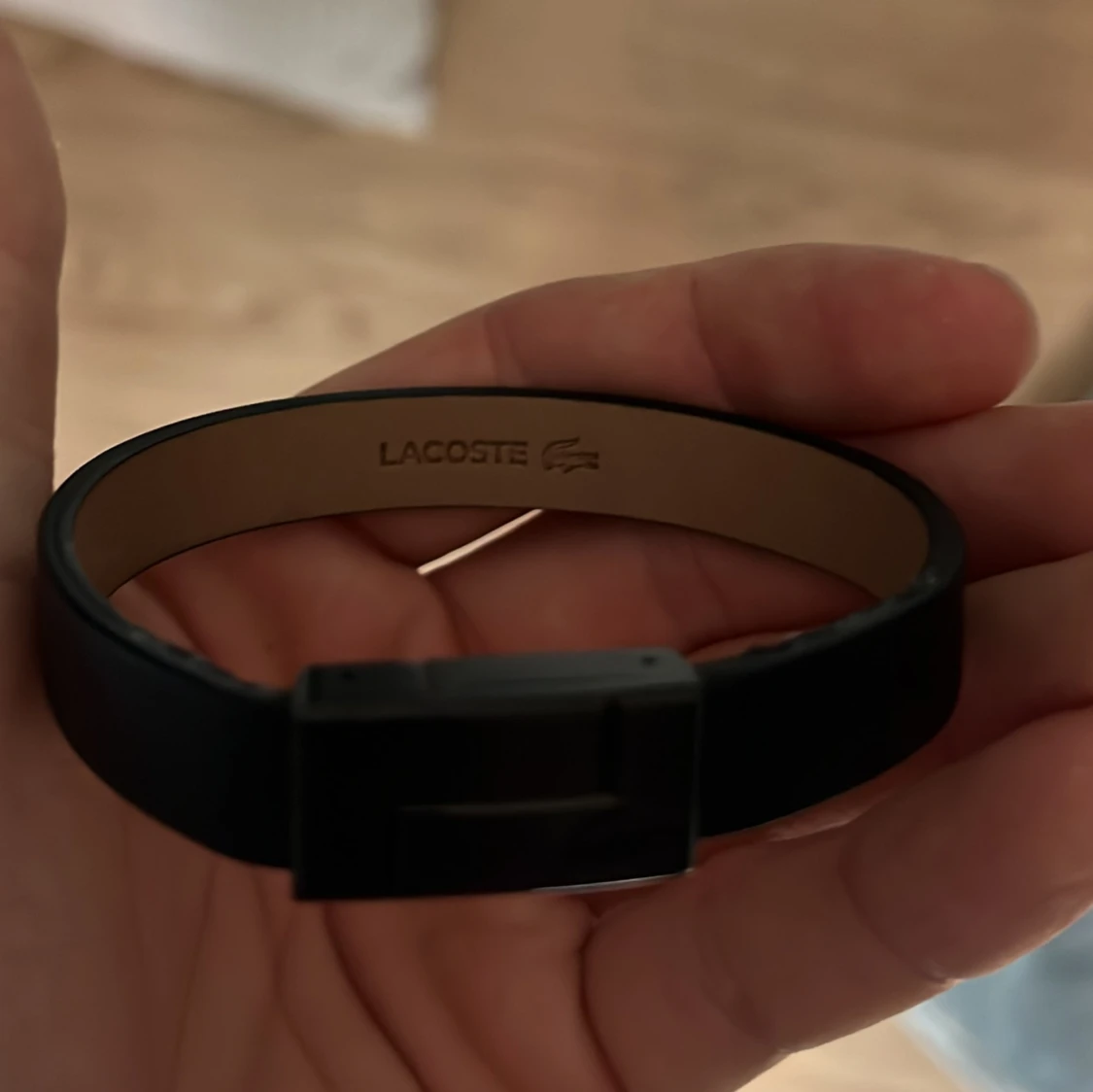 Svart armband från Lacoste - 3