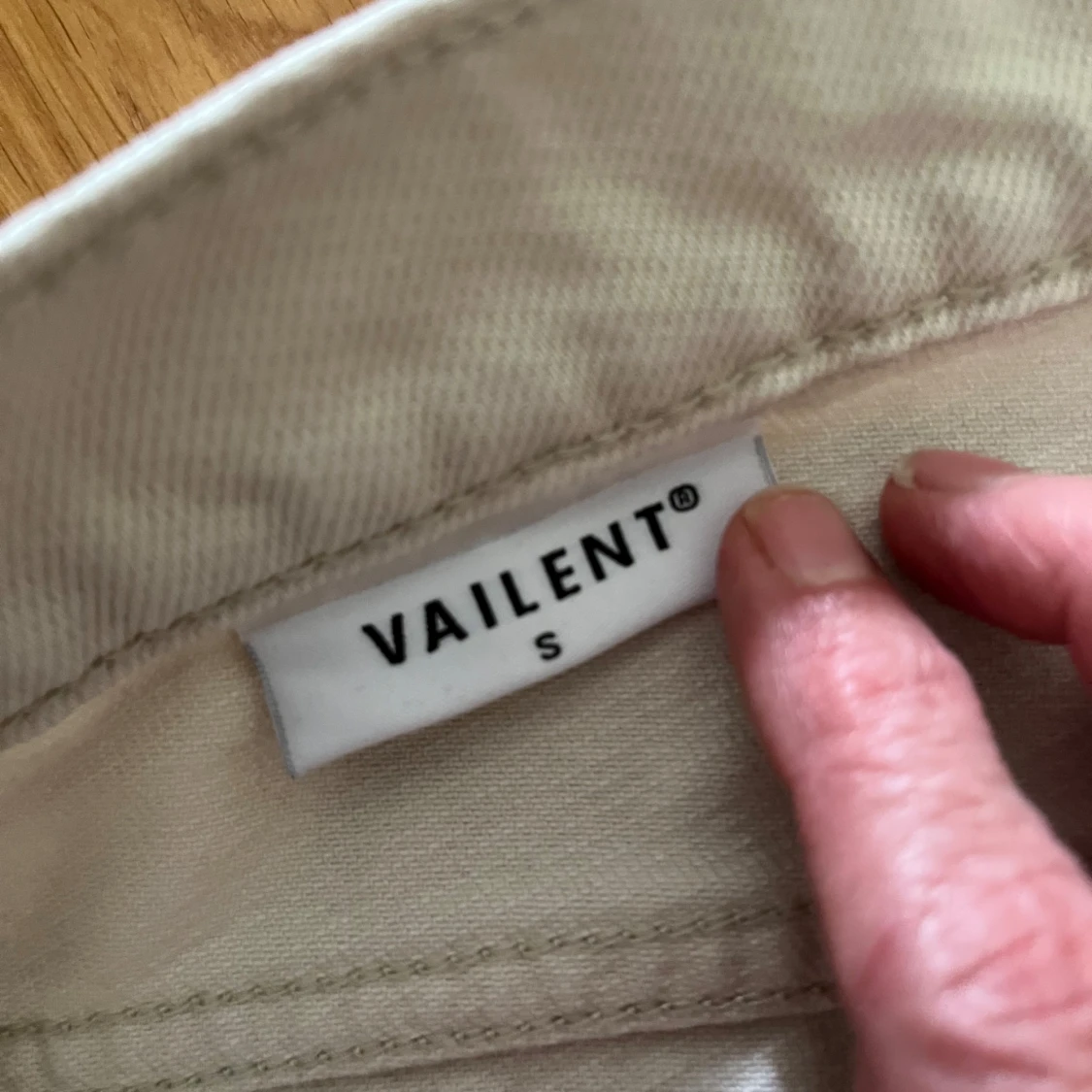 Vita raka byxor från Vailent - 3