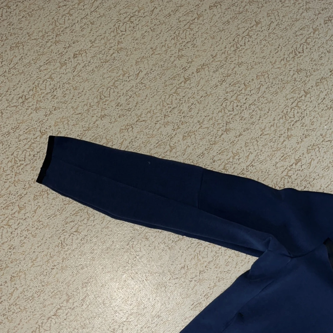 Mörkblå huvtröja från Nike - 1