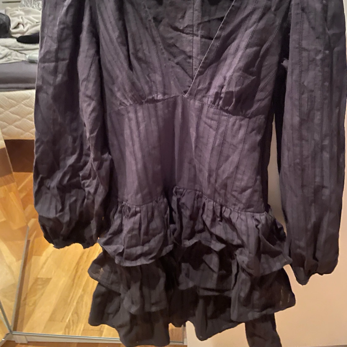 Volangklänning från Zara - 1