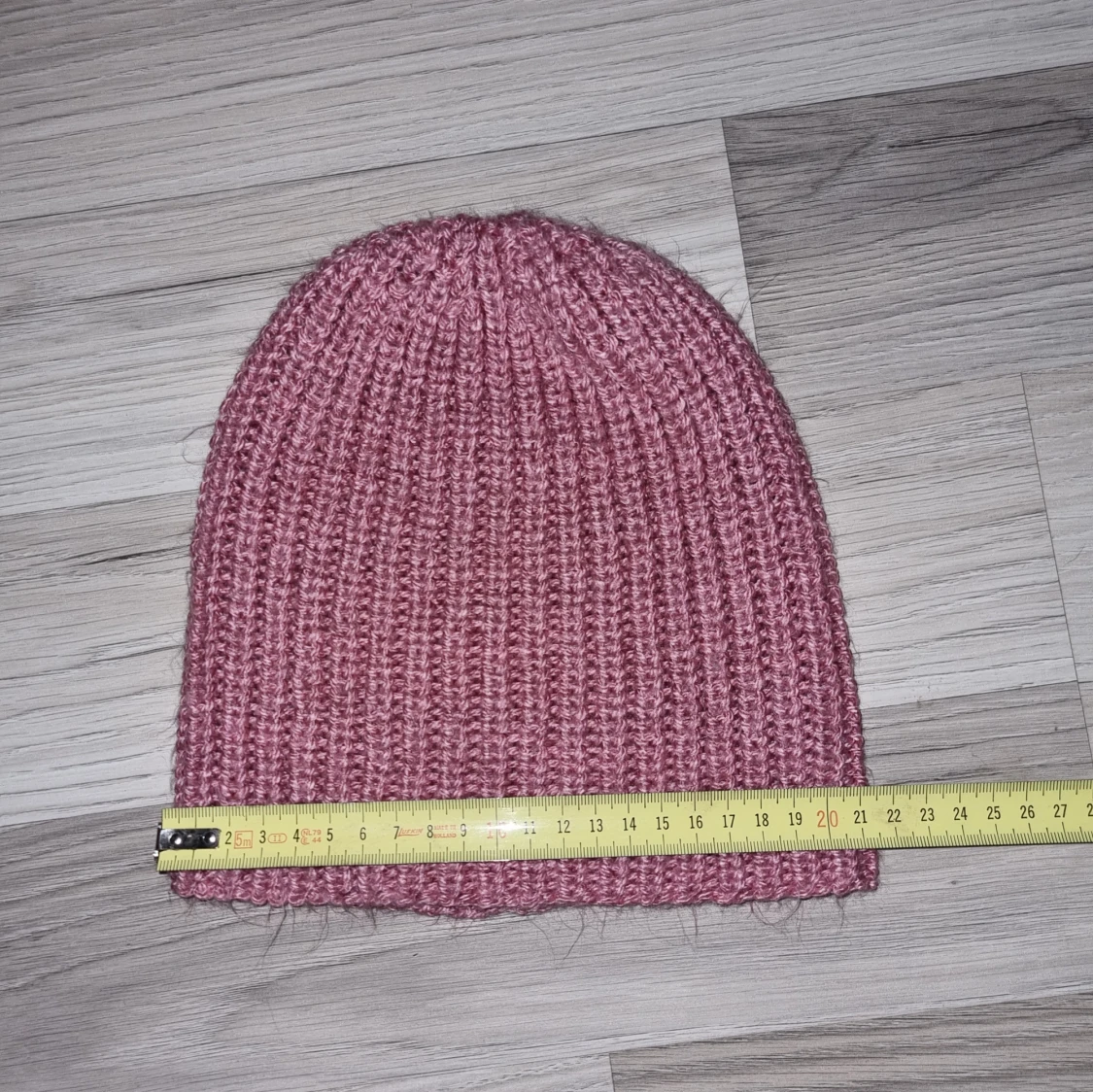 Rosa stickad mössa - 1