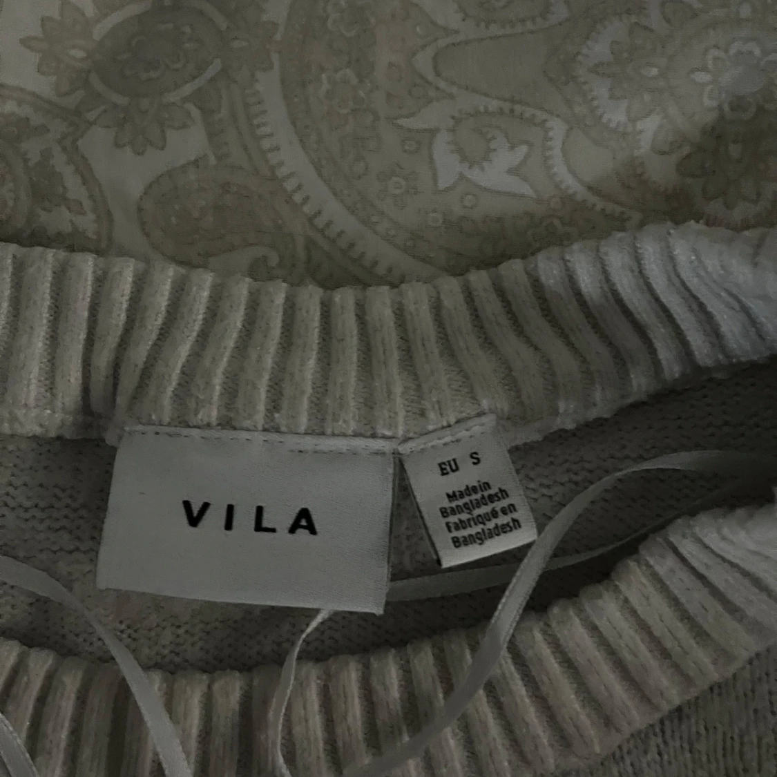 Vit tröja från VILA - 1