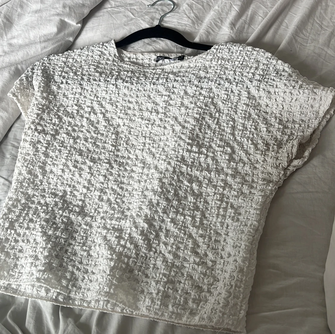 Vit strukturerad topp från Zara