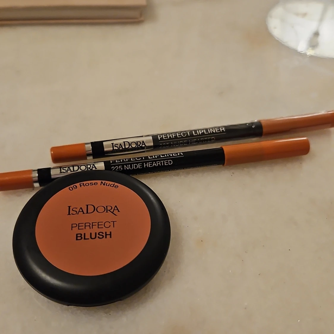 IsaDora Perfect Blush och Perfect Lipliner