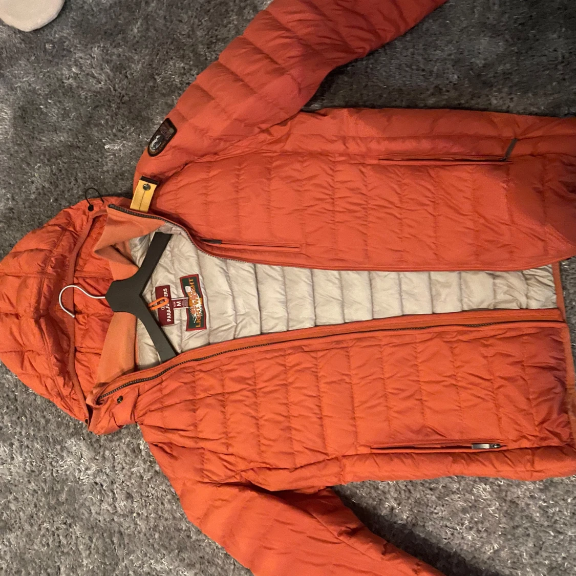 Orange lättviktsjacka från Parajumpers