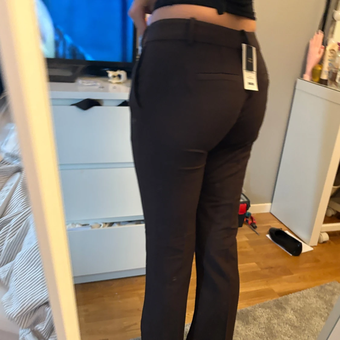 Bruna kostymbyxor med bootcut- vera lowwaist - 1