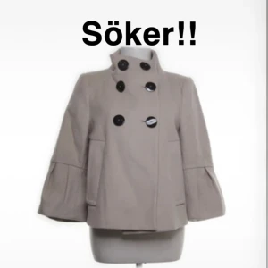 Beige kappa med stora knappar - Söker denna beiga kappa från Zara i storlek M! Skriv om ni har en att sälja så kommer vi överens om ett pris💕