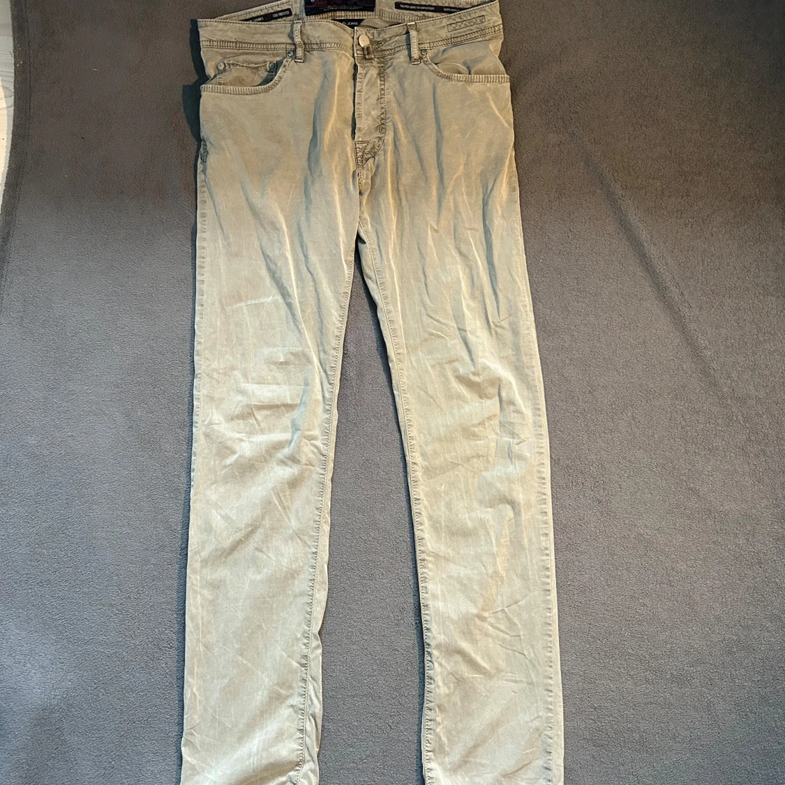 Gråa Jacob Cohen Jeans waxed byxor - 1