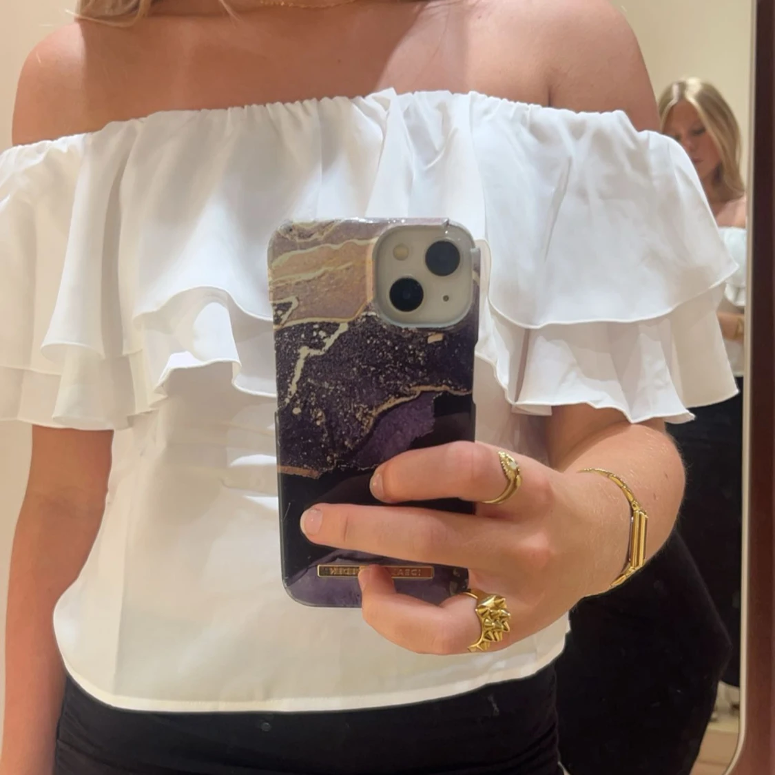 Vit offshoulder volangtopp