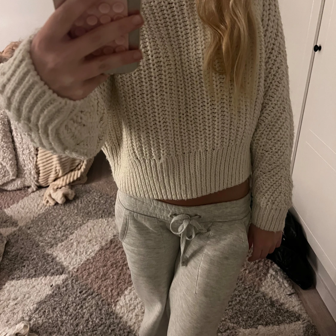 off-white stickad croppad tröja - 1