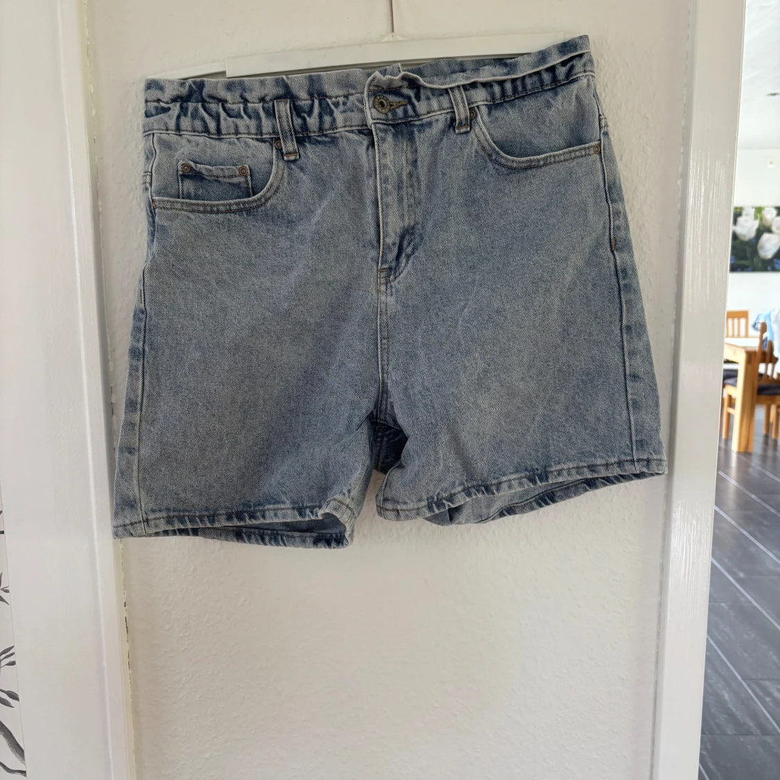 Blåa jeansshorts från Grunt