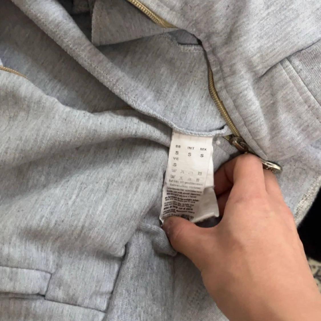 Grå zip-hoodie från Hugo Boss S - 1